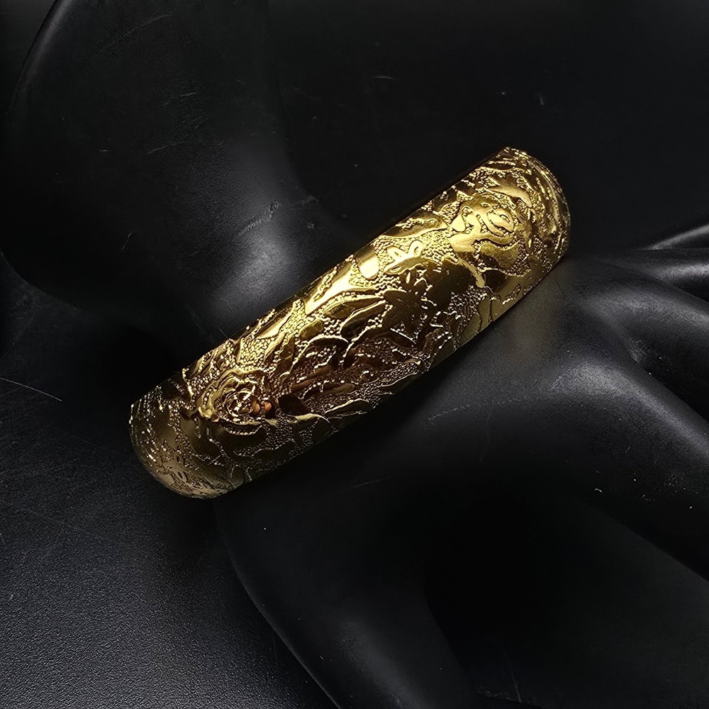 Gold Tone Floral Embossed Bangle Bracelet Vintage Costume Jewelry